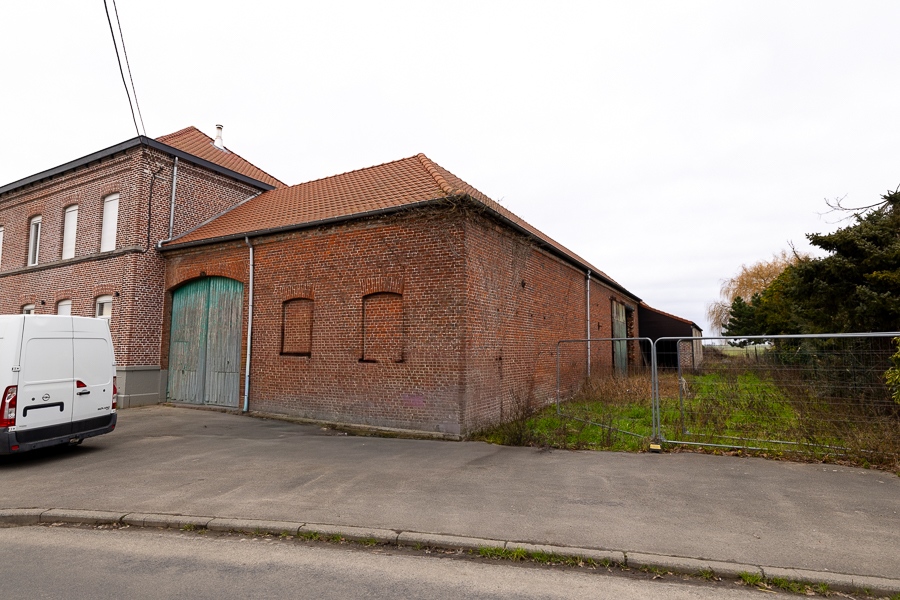 Manu  image 11