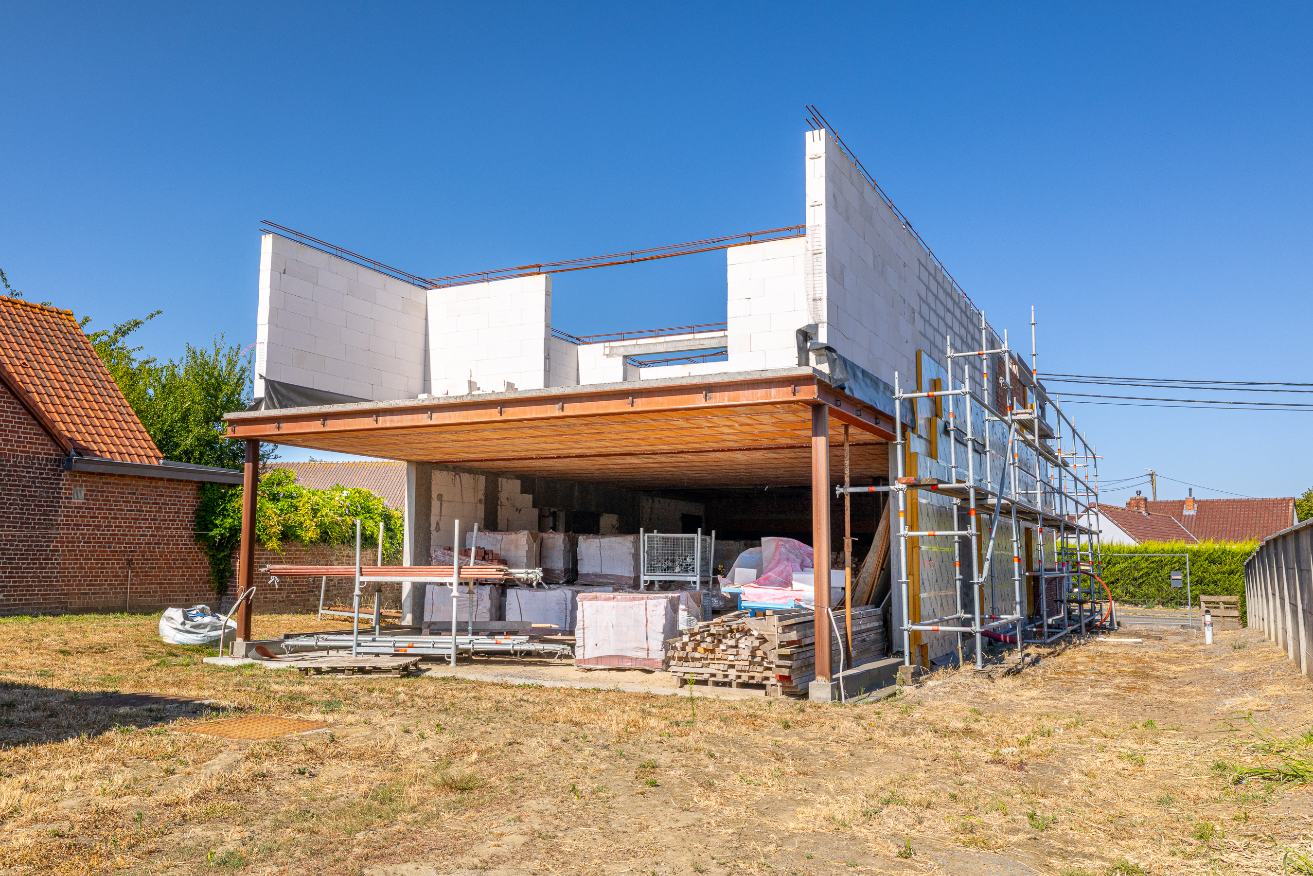 Akima image 12
