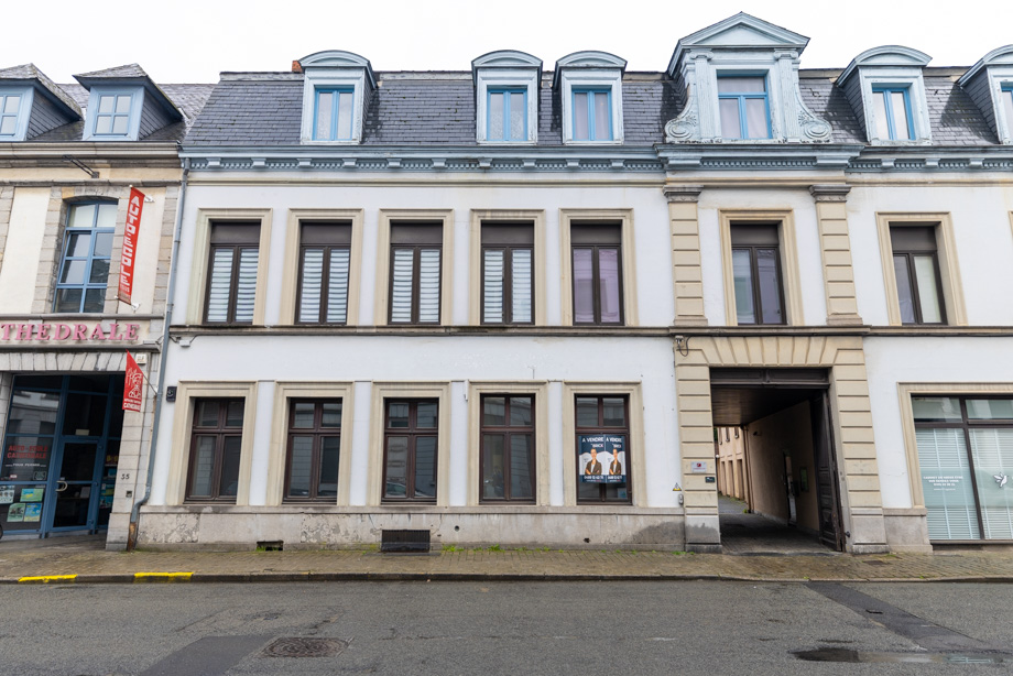 Jean-Jacques image 13