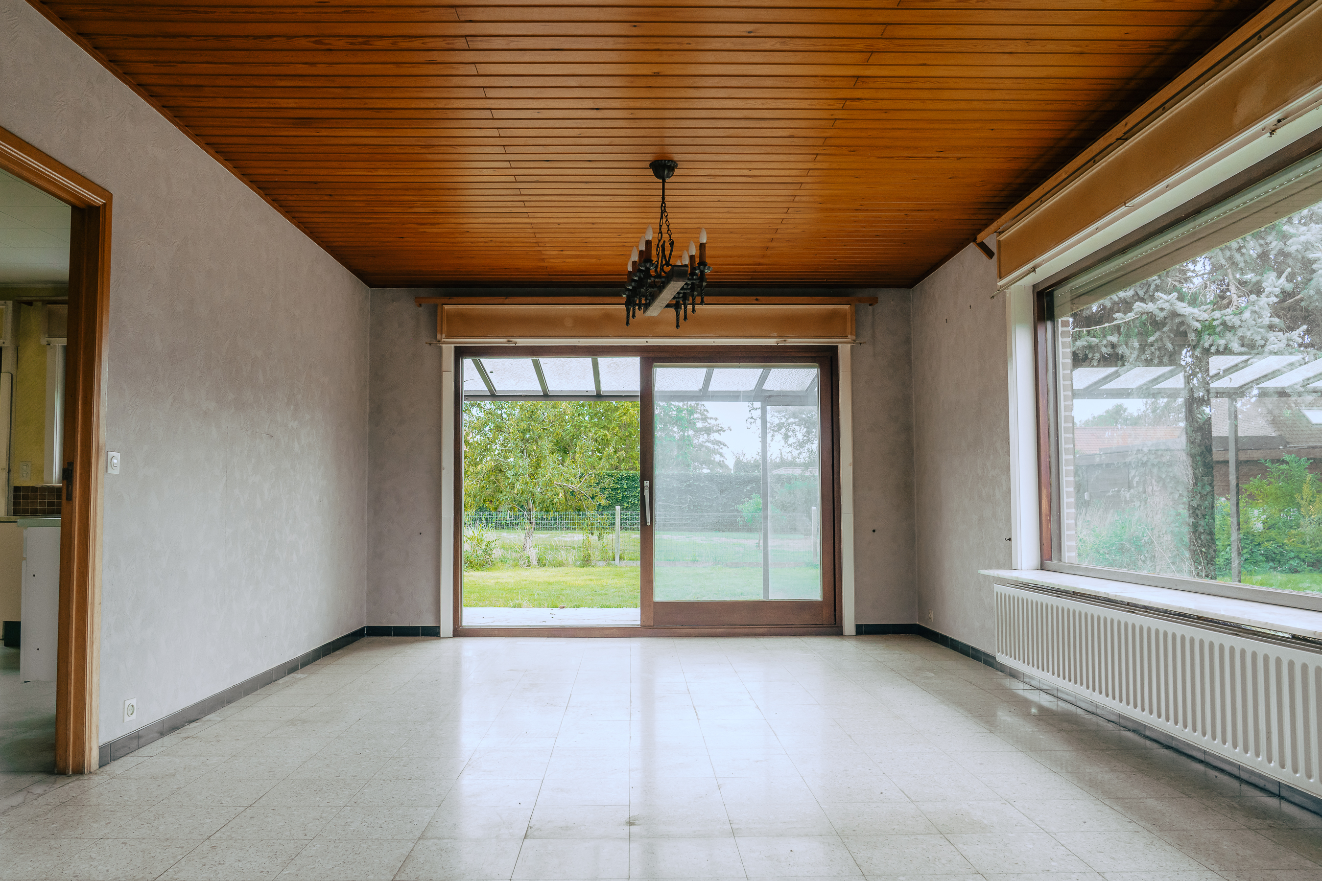 Carinne image 9